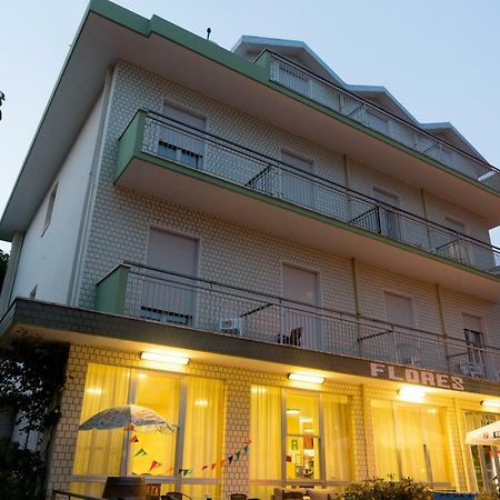 Hotel Flores Riccione Kültér fotó